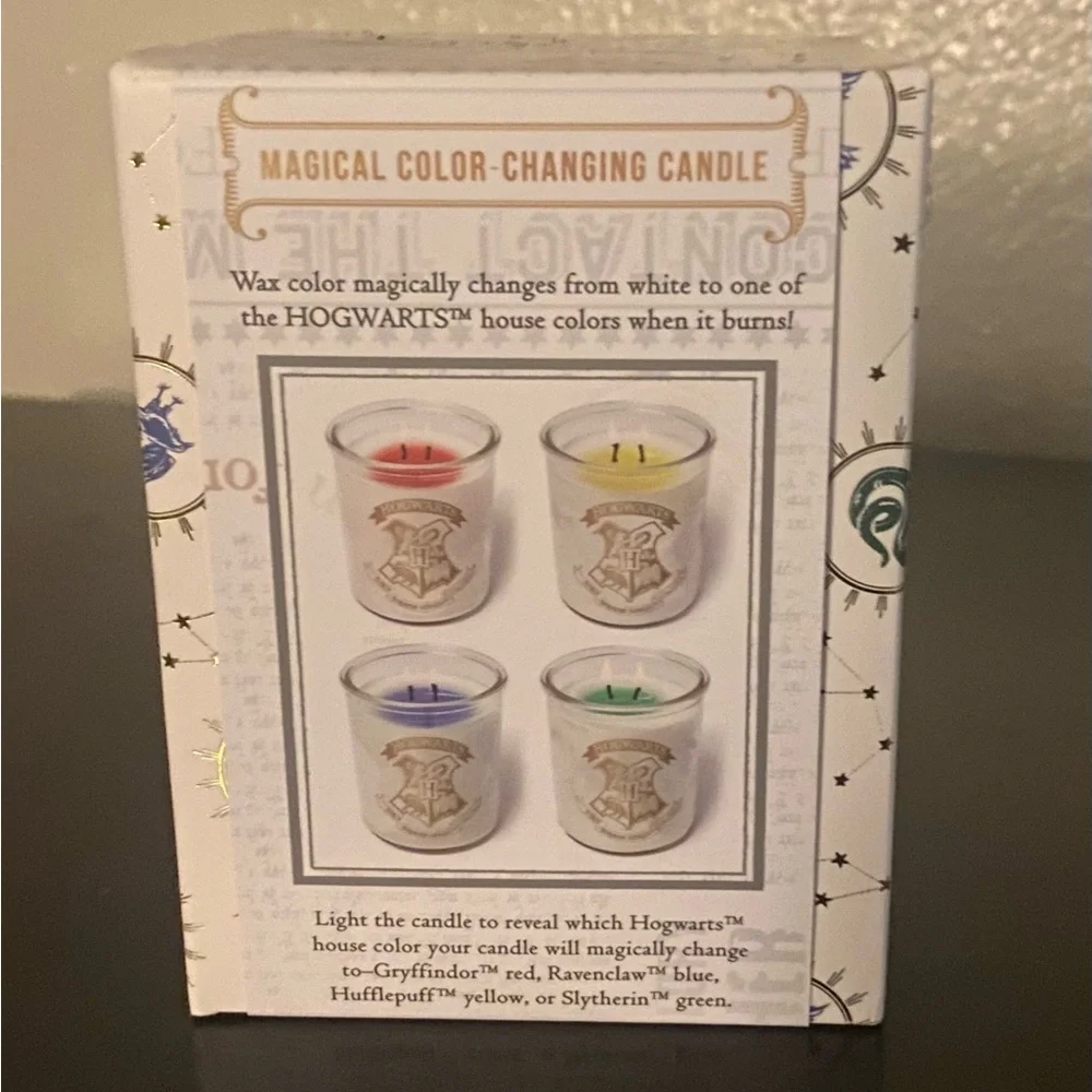 Harry Potter Hogwarts Color-Changing Candle 10oz | Wizarding World Collectible